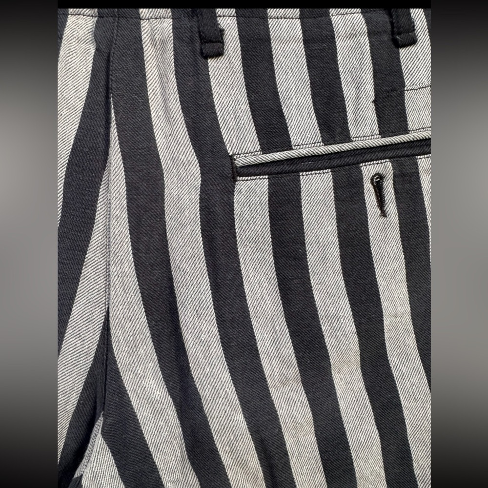 Rag & Bone Gray and Navy Striped Shorts in W32 - Picture 3 of 4